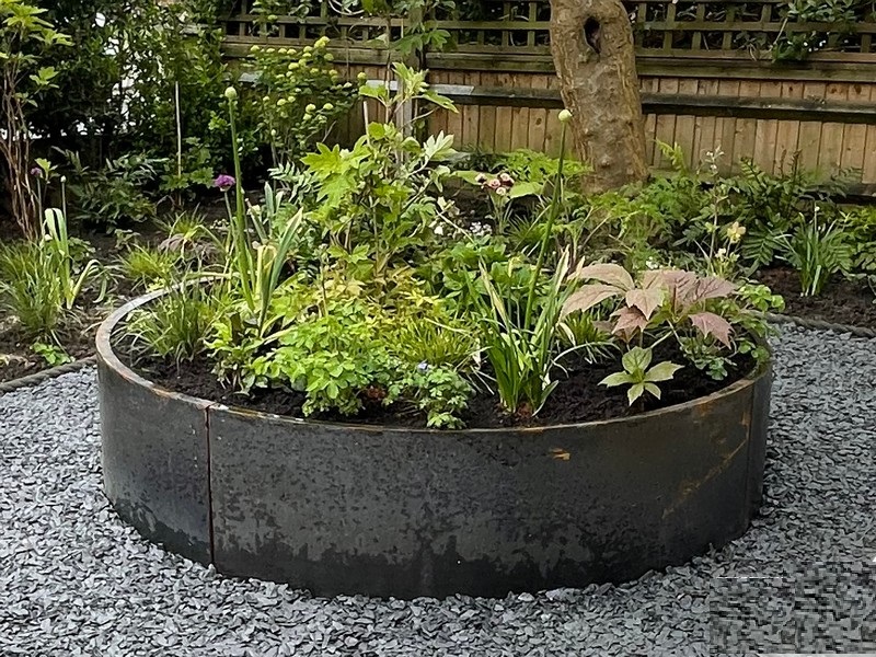 corten-planter-600mm-radius-v2.JPG