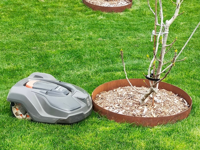 corten-ring-robot-mower.jpg
